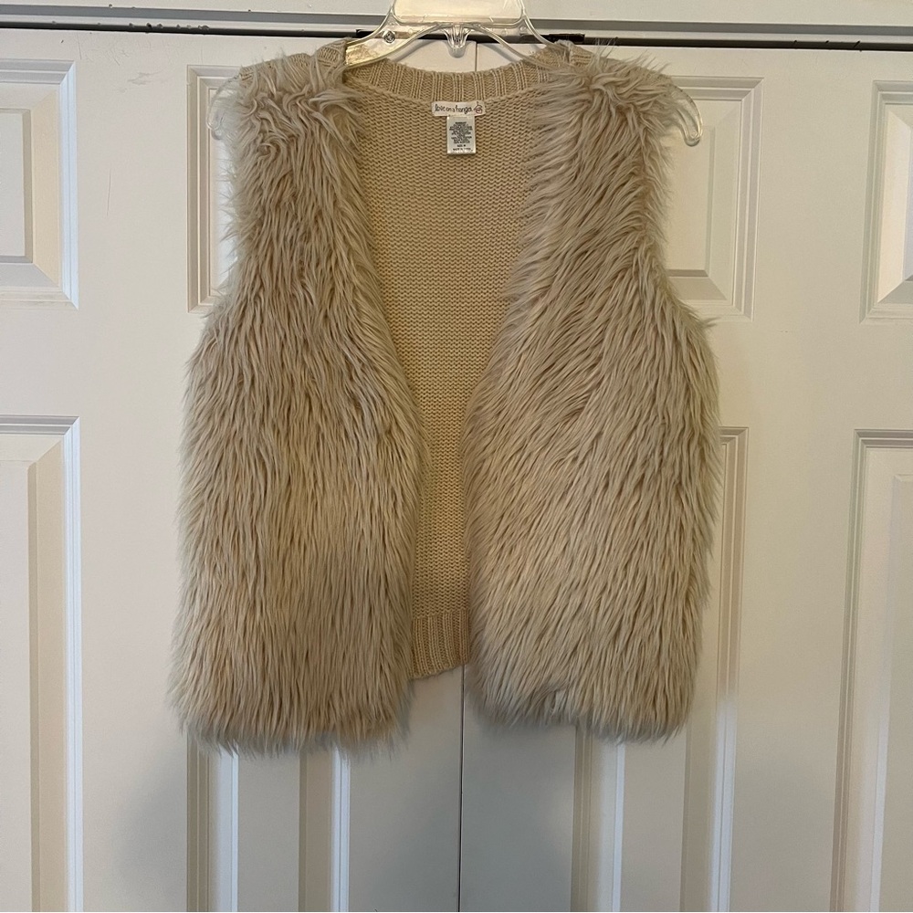 ⭐️ Faux Fur Vest